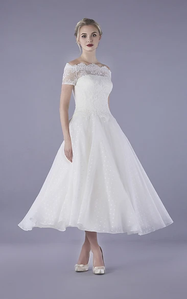 Illusion Lace Vintage Bateau Ankle Length Tulle Wedding Dress With Buttons