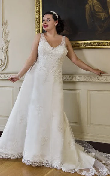 V Neck Lace Bridal Gown With Lace Up And Train