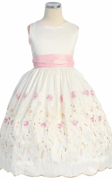 Floral Tea-Length Bowed Taffeta Flower Girl Dress With Embroidery