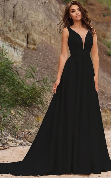 Elegant Unique Gothic Black A-Line V-Neck Bridal Gown with Brush Train Romantic Elopement Beach Dress for Wedding