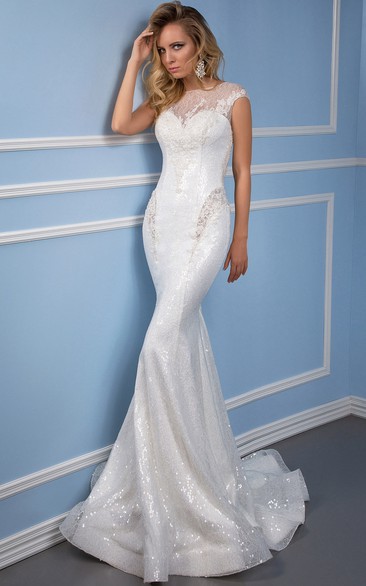 Trumpet Appliqued Scoop-Neck Sleeveless Long Lace Wedding Dress With Sequins And Illusion