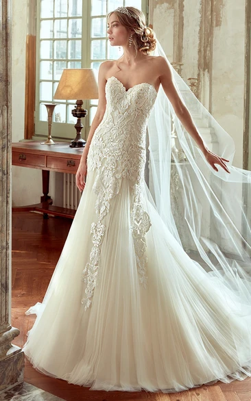 Sweetheart Lace Gown With Open Back And Appliques