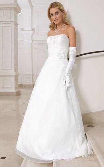 A-Line Floral Sleeveless Floor-Length Strapless Satin Wedding Dress With Ruching And Appliques