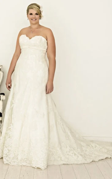 Sweetheart Lace Plus Size Wedding Dress With Lace Up