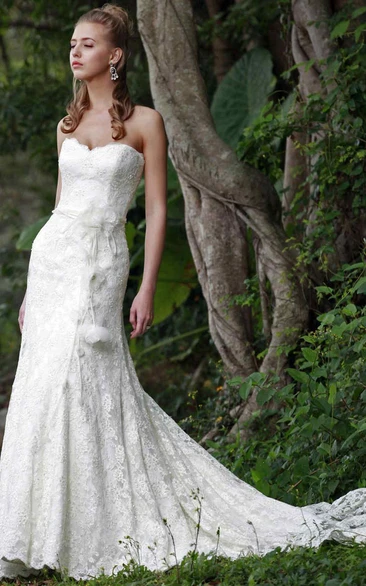 Sheath Strapless Appliqued Floor-Length Lace Wedding Dress With Flower And Court Train