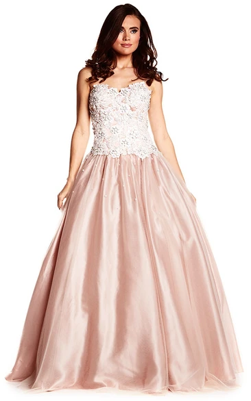 A-Line Long Strapless Appliqued Sleeveless Tulle Prom Dress With Backless Style