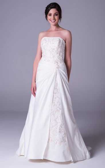 A-Line Maxi Strapless Appliqued Sleeveless Satin Wedding Dress