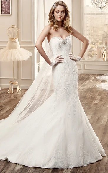 Sweetheart Mermaid Wedding Dress With Court Train And Beaded Bust