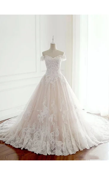 Sleeveless A-line Off-the-shoulder Floor-length Chapel Train Lace Tulle Wedding Dress with Appliques
