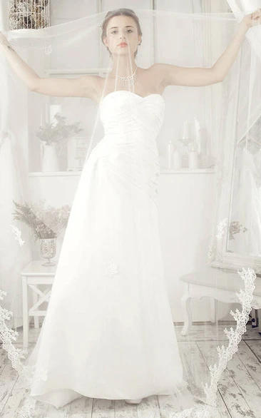A-Line Floor-Length Sleeveless Sweetheart Criss-Cross Satin Wedding Dress With Backless Style And Sweep Train