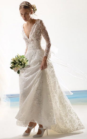 Vintage A Line Floor-length Long Sleeve Lace Wedding Dress with Bow