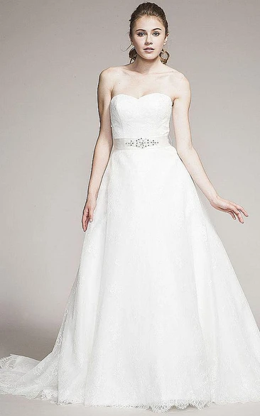 A-Line Jeweled Floor-Length Sweetheart Lace Wedding Dress With Appliques