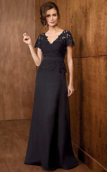Short-Sleeved V-Neck A-Line Mother Of The Bride Dress With Peplum Style And Lace