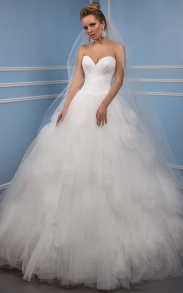 Sweetheart Floor-Length Criss-Cross Floral Tulle Wedding Dress