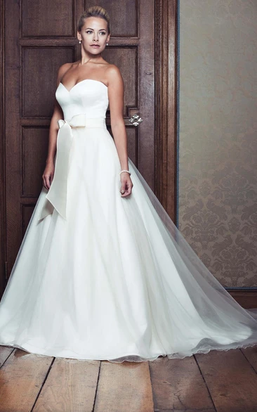 Ball Gown Sweetheart Tulle&Satin Wedding Dress With Bow And Sweep Train