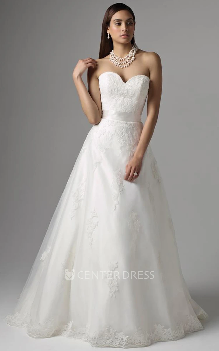 A-Line Sweetheart Long Lace Wedding Dress With Appliques And Deep-V Back