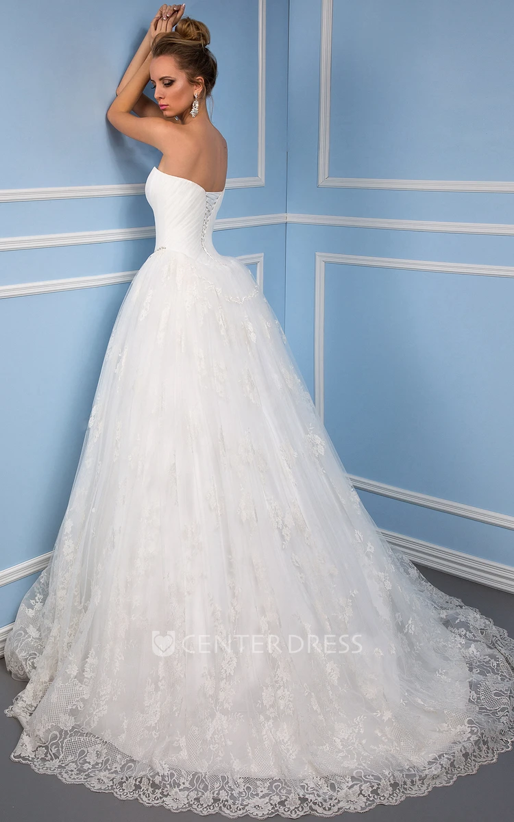 Ball Gown Ruched Sweetheart Tulle Wedding Dress With Waist Jewellery