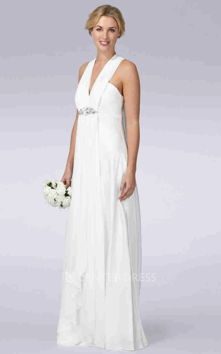 Sheath Sleeveless V-Neck Pleated Floor-Length Chiffon Wedding Dress With Broach