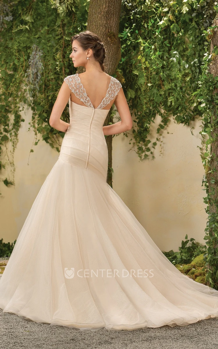Cap-Sleeved Mermaid Wedding Dress With Jewels And V-Back