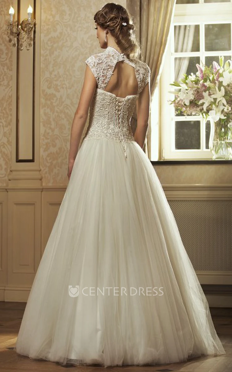 A-Line Queen-Anne Appliqued Long Tulle&Lace Wedding Dress