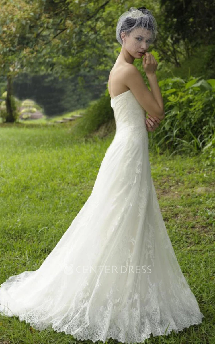 A-Line Maxi Strapless Lace Wedding Dress With Appliques And Court Train