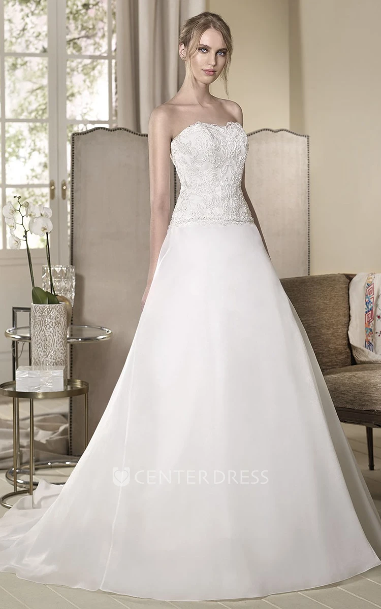 A-Line Appliqued Strapless Sleeveless Floor-Length Organza Wedding Dress