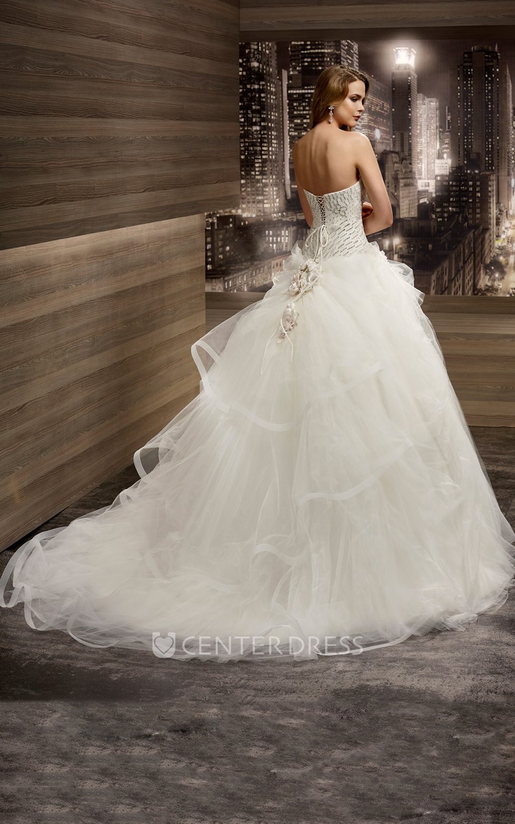 Asymmetrical tulle wedding outlet dress