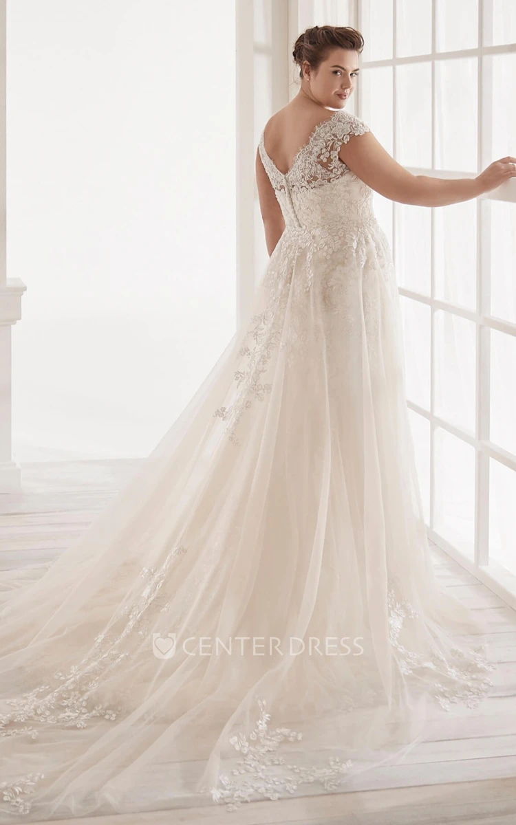 Plunging V-neck Elegant Detachable Plus Size Cap Sleeve Lace Bridal Gown