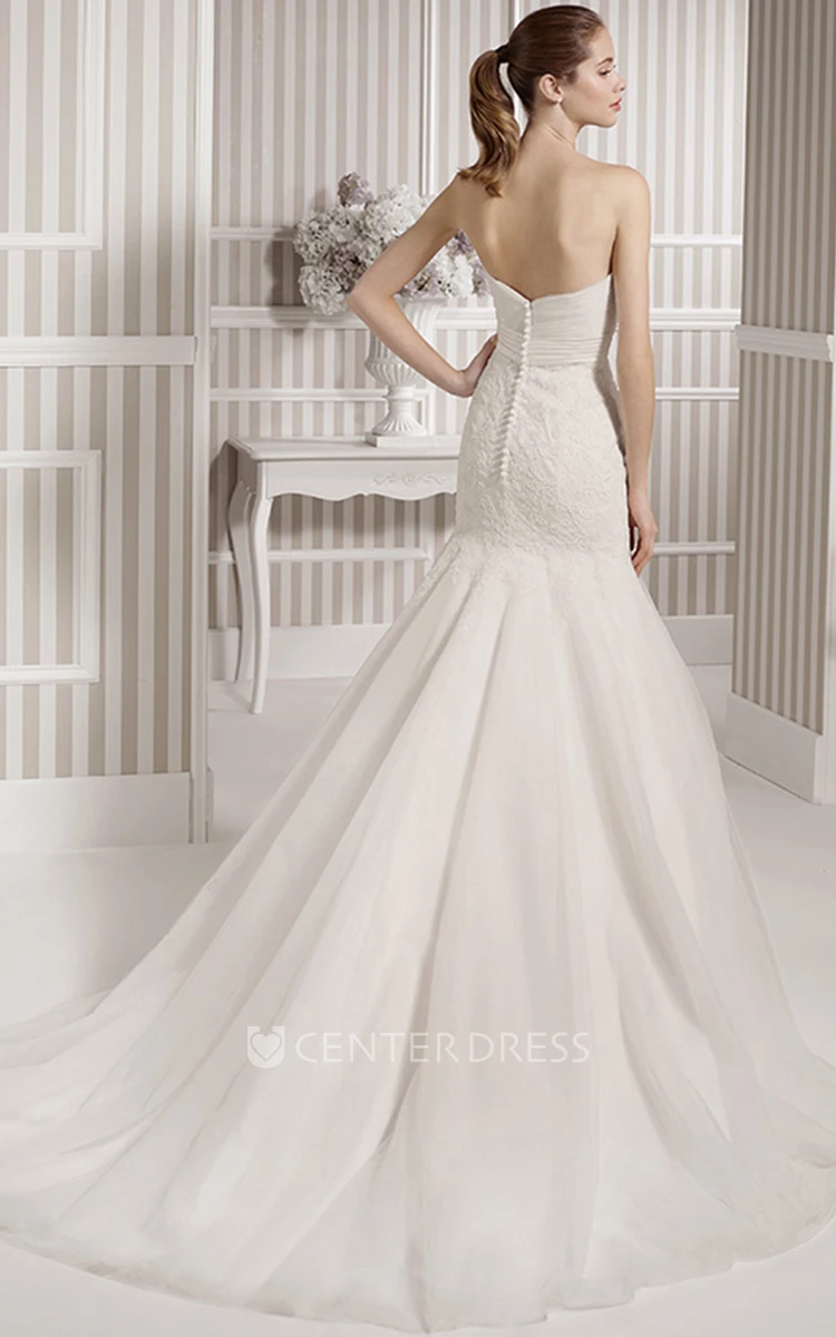 Trumpet Long Sweetheart Tulle Wedding Dress With Criss Cross And Appliques