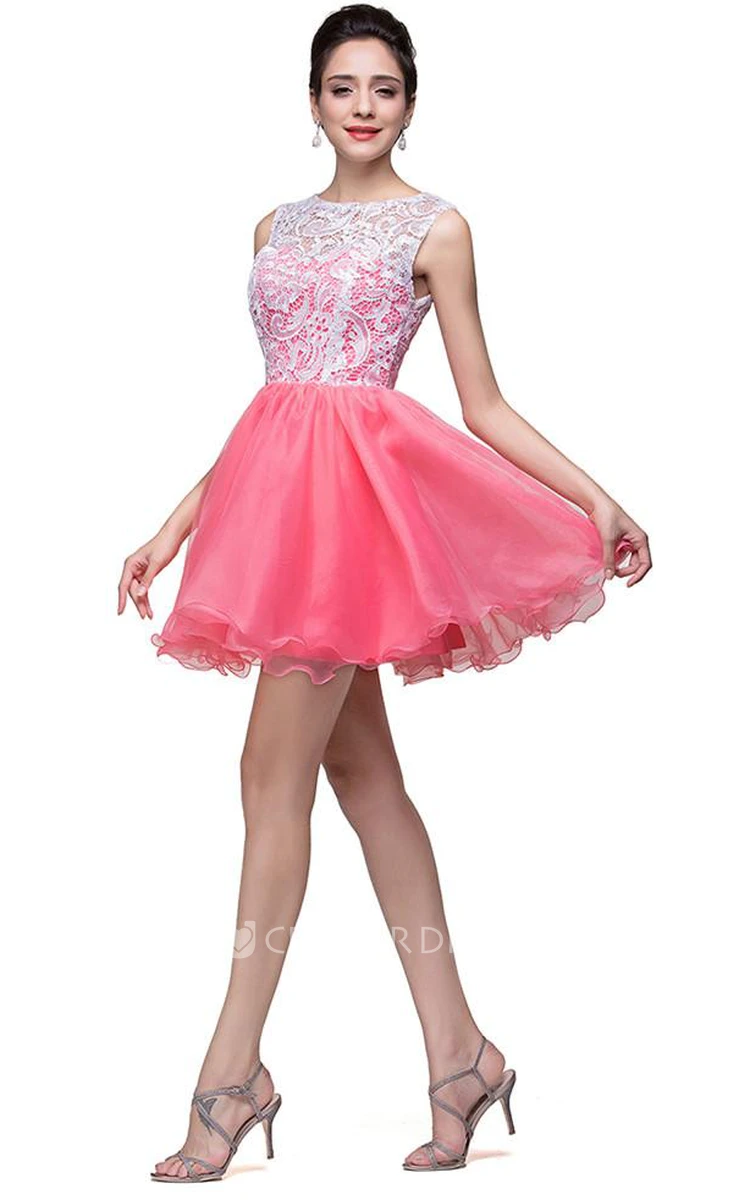 Lovely Sleeveless Lace Homecoming Dress Short 