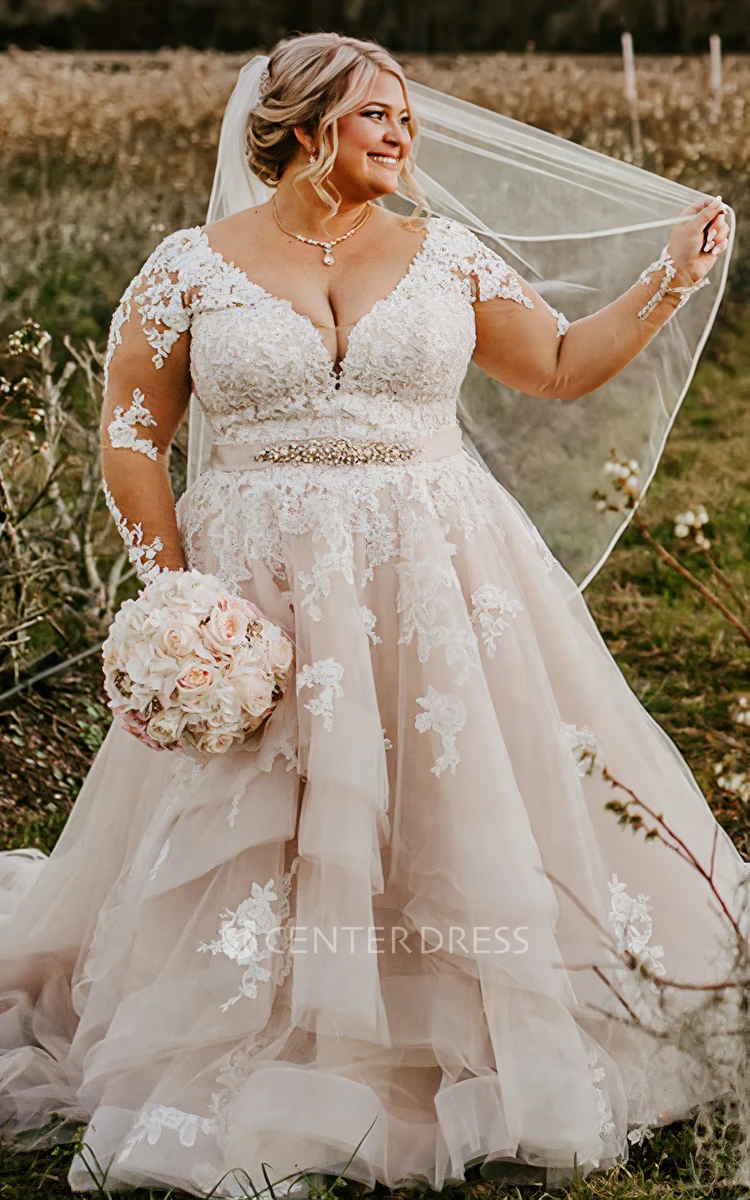 Country Rustic Plus Size A-Line Boho Lace Sleeved Wedding Dress Romantic Floral Tulle V-Neck Train Bridal Gown with Appliques