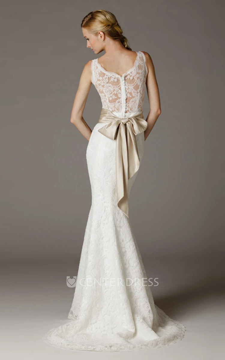 Mermaid Appliqued V-Neck Sleeveless Maxi Lace Wedding Dress With Bow
