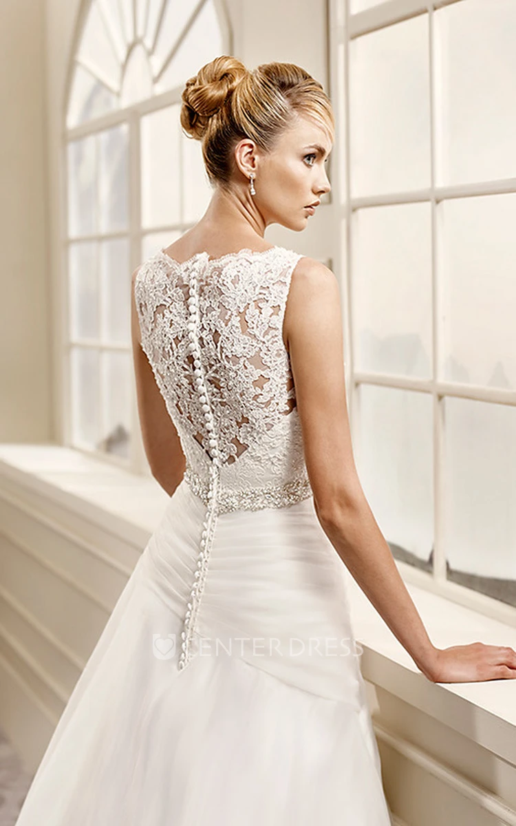 A-Line Appliqued Bateau-Neck Floor-Length Sleeveless Lace Wedding Dress With Waist Jewellery