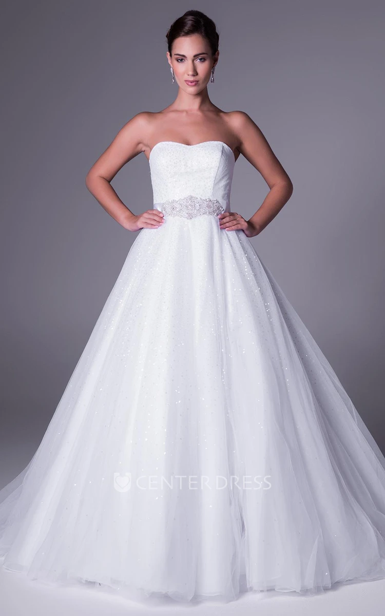 Ball Gown Strapless Sleeveless Beaded Floor-Length Tulle Wedding Dress With Waist Jewellery