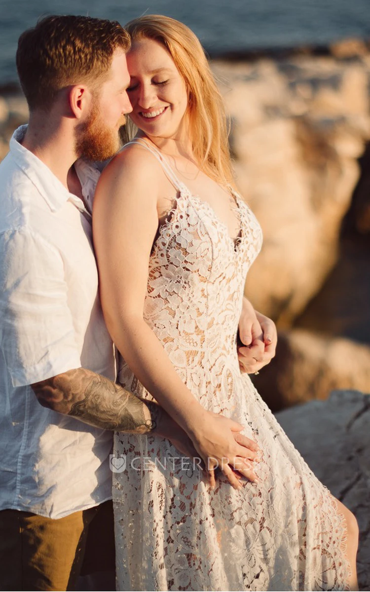 A-Line Lace Spaghetti V-Neck Sleeveless Wedding Dress with Split Front Simple Elegant Beach Dress