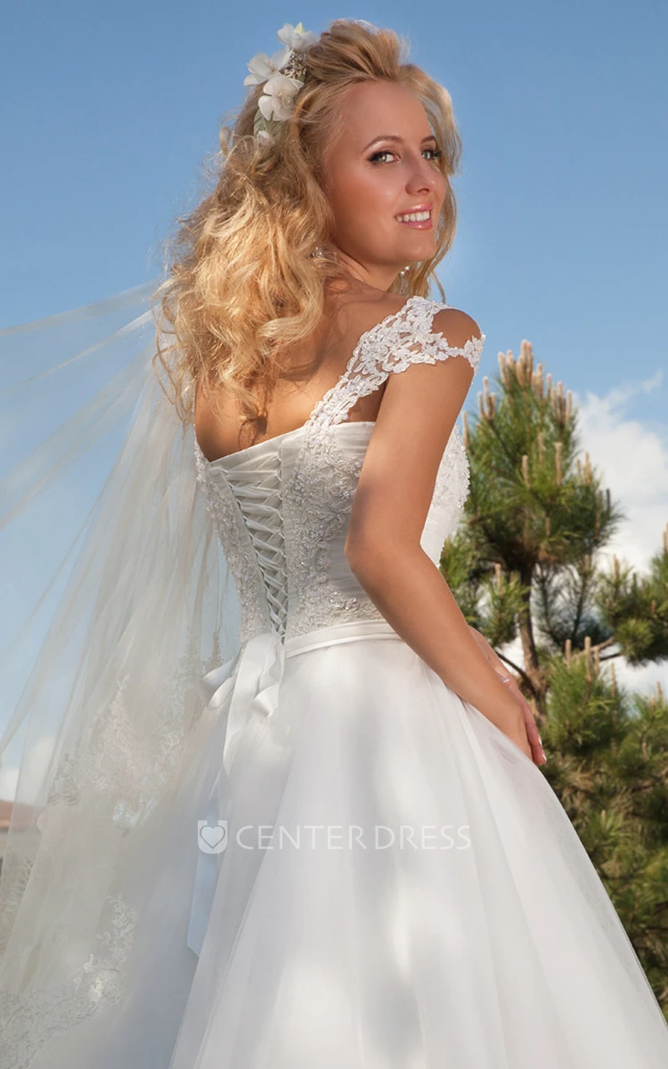 A-Line Appliqued Cap Sleeve Square Neck Tulle Wedding Dress With Lace-Up