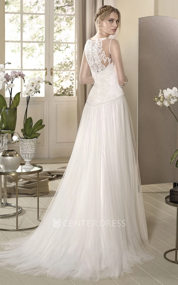 Sheath Maxi Long-Sleeve Bateau-Neck Appliqued Tulle Wedding Dress