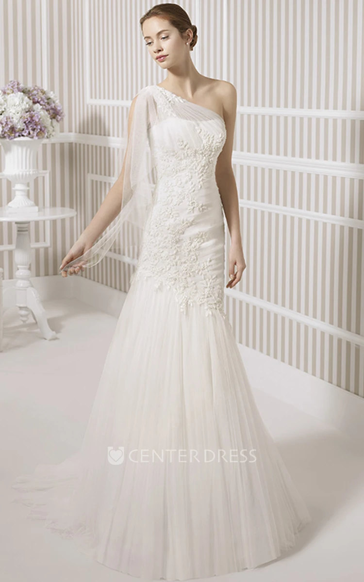 Floor-Length One-Shoulder Ruched Tulle Wedding Dress With Brush Train