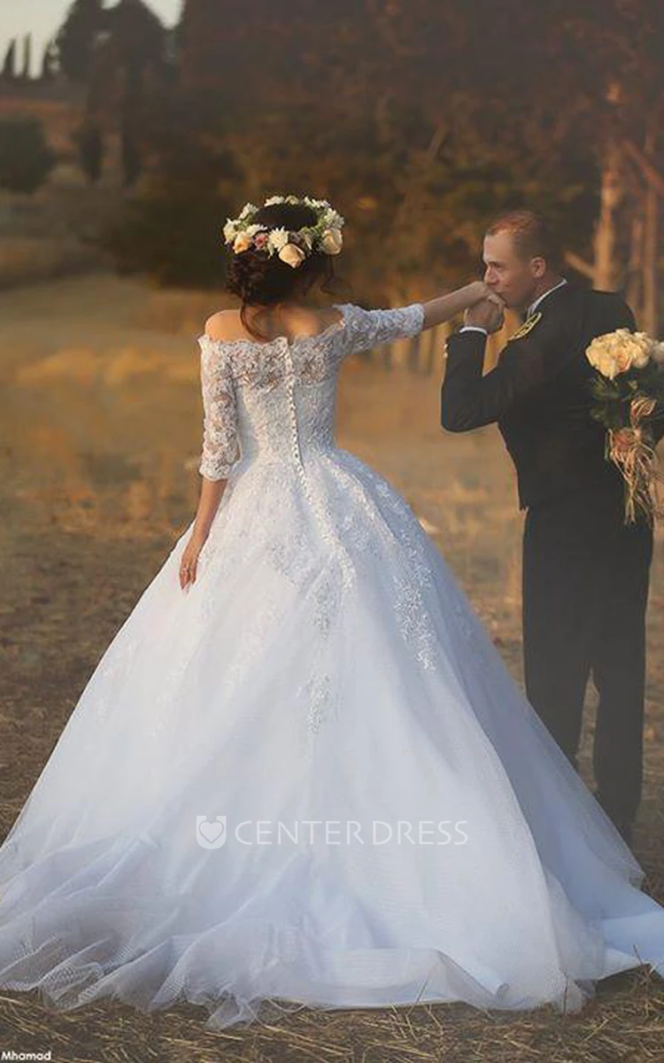 Ball Gown Off-the-shoulder Lace Tulle Button Zipper Wedding Gown