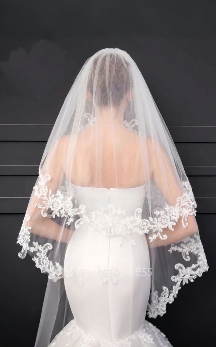Bohemian Floral Two-Tier Lace Tulle Fingertip Length Waterfall Short Veil for Wedding
