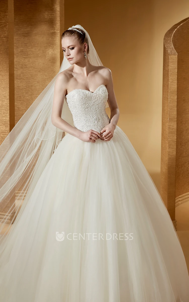 Classic Sweetheart Ball Gown With Unique Corset And Brush Train
