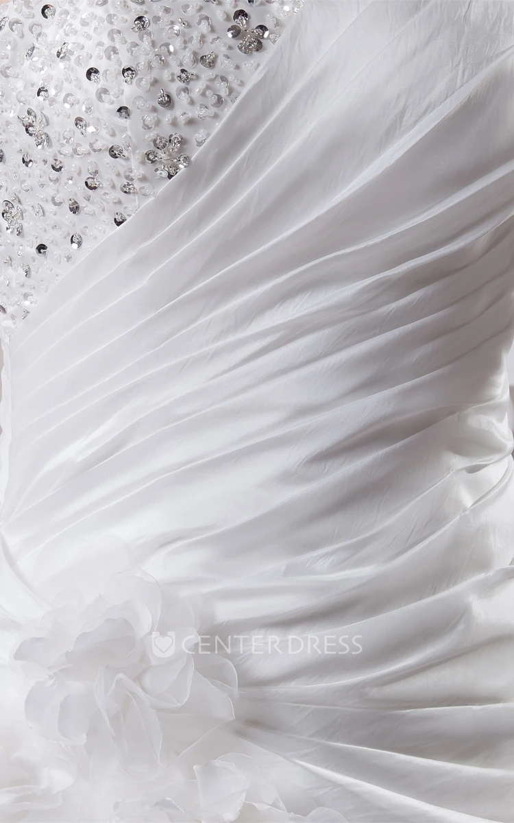Sleeveless Side-Ruched Ball Gown Organza Wedding Dress with Beading and Ruffles