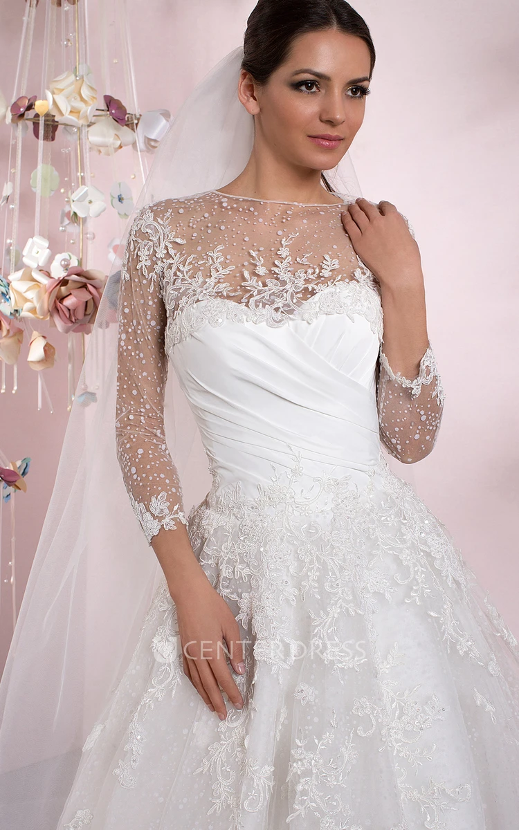 A-Line Maxi 3-4 Sleeve Appliqued Scoop Neck Tulle Wedding Dress