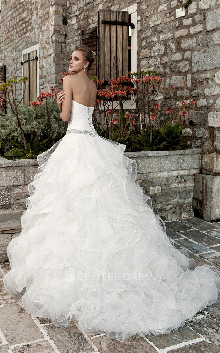 Sleeveless Ruffled A-line Organza Wedding Dress With Ruching 