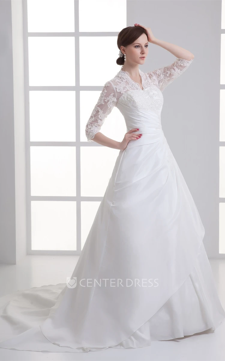 Scalloped-Neck Lace A-line 3 4 Sleeves Wedding Gown with Appliques