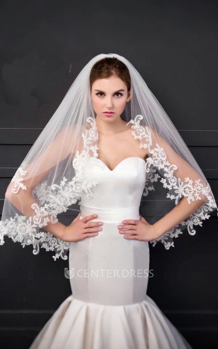 Bohemian Floral Two-Tier Lace Tulle Fingertip Length Waterfall Short Veil for Wedding