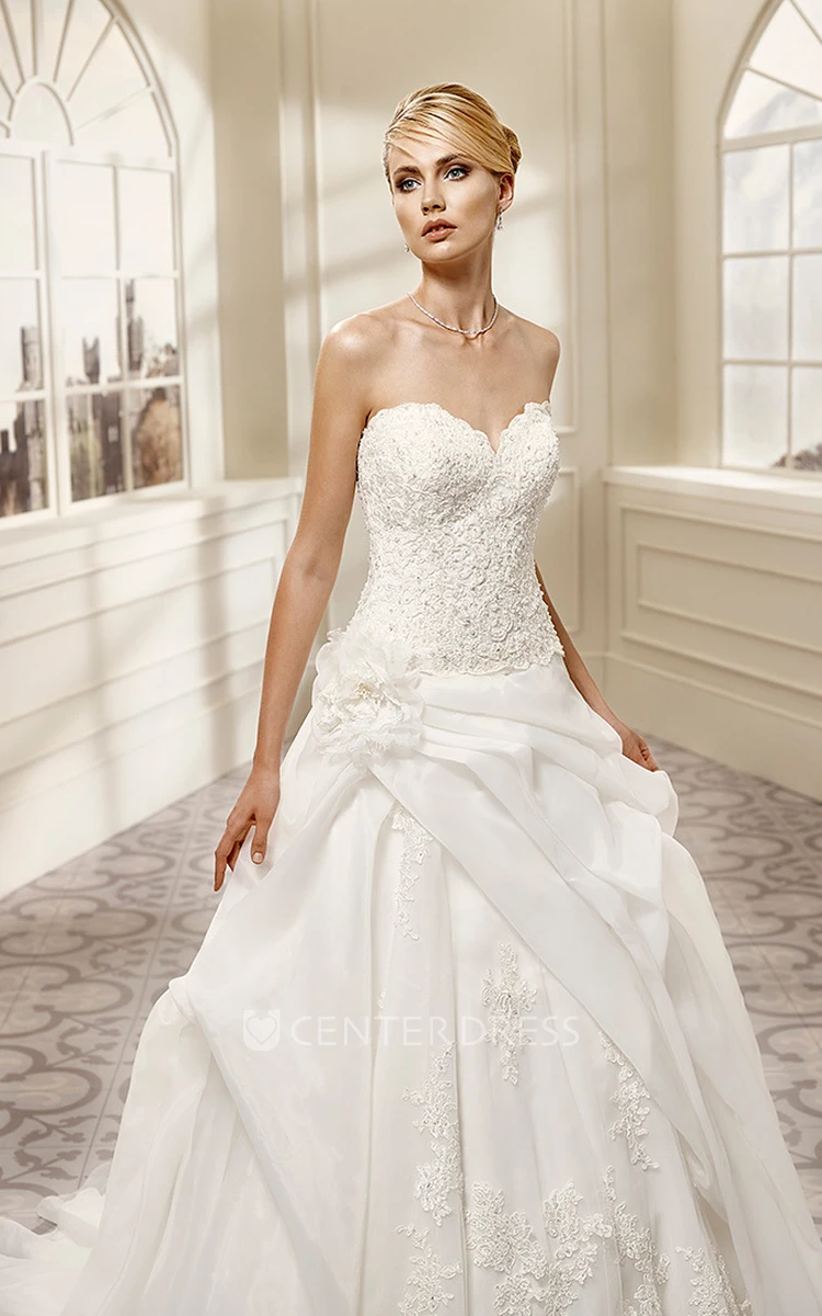 A-Line Sweetheart Long Organza&Lace Wedding Dress With Appliques And Draping