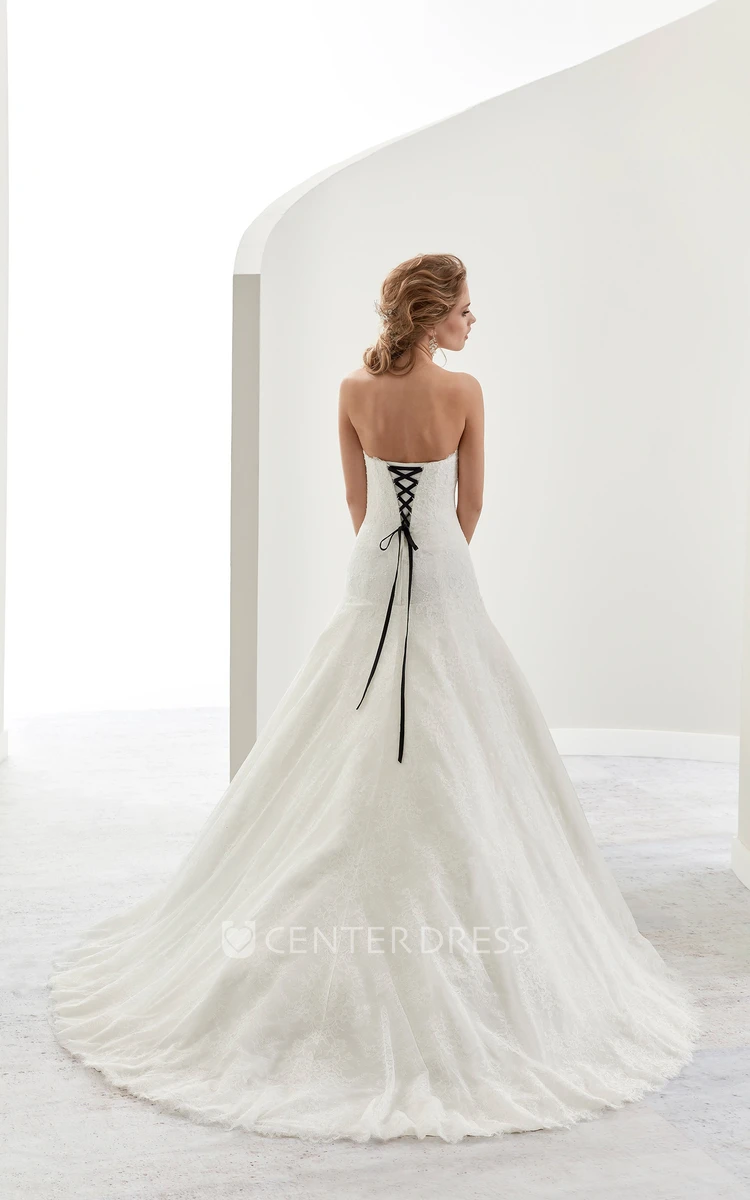 Sweetheart Beaded Flower Lace Bridal Gown with Lace-up Back and Asymmetrical Ruffles