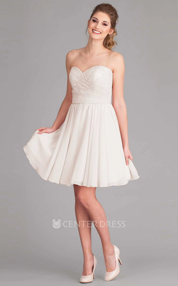 Knee-Length Sweetheart Lace Sleeveless Chiffon Wedding Dress