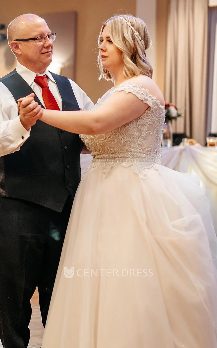 A-Line V-neck Lace Tulle Floor-length Sleeveless Plus Size Garden Wedding Dress